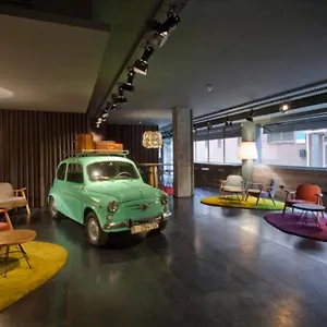Sixties Ramblas Hotel
